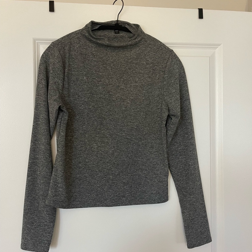 Express Charcoal Mock Neck Long Sleeve Women's Top Size Medium